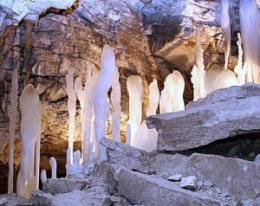 Кунгур: ледяная пещера