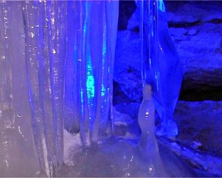 Кунгурская ледяная пещера, в гроте Полярном.