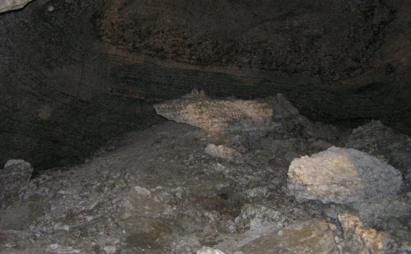 Большое Подземное Озеро в Кунгурской Пещере