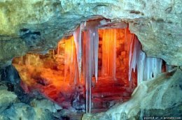 Природная красота Кунгурской ледяной пещеры – 30 фото